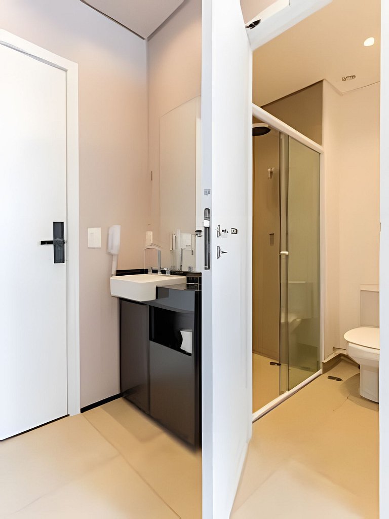 Studio ao lado da Av. Paulista/Metrô Vergueiro