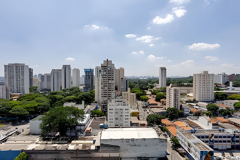 Modern Studio Next to Adolfo Pinheiro Station