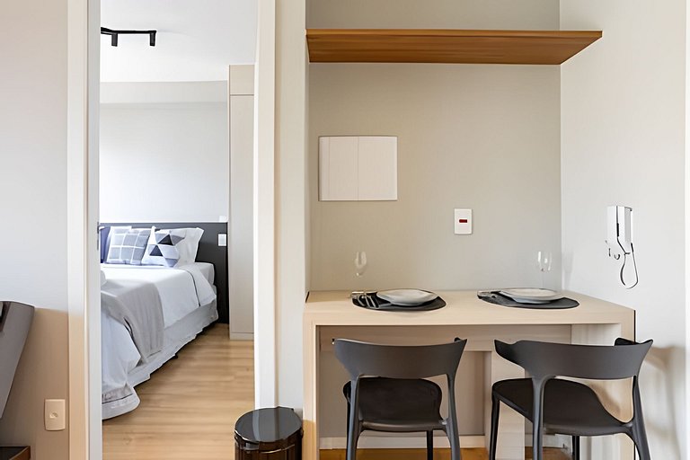 Apt Near Faria Lima Station