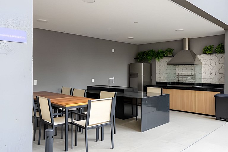 Apt Near Faria Lima Station
