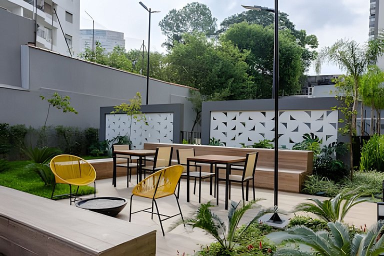 Apt Near Faria Lima Station