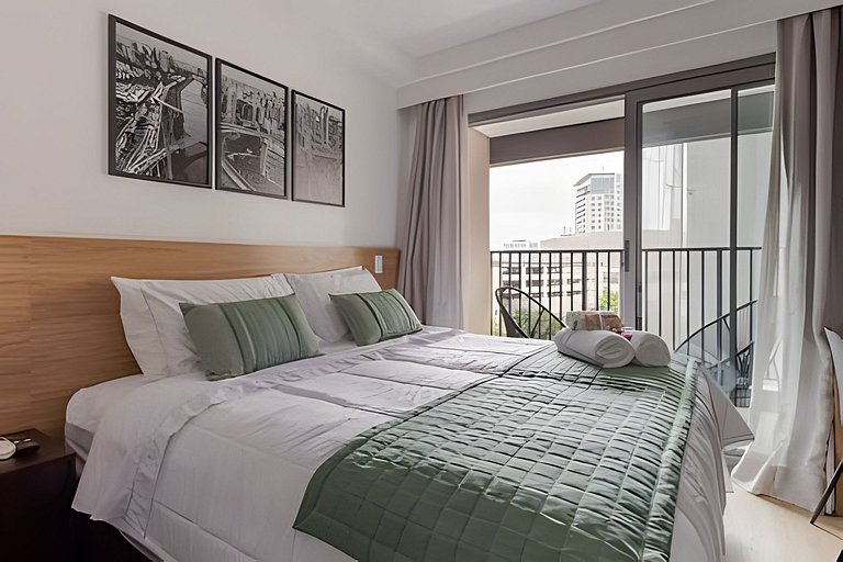 Studio com Cama Queen ao lado do Allianz Parque