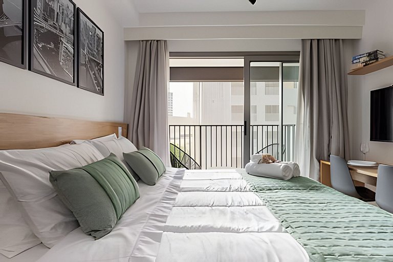 Studio com Cama Queen ao lado do Allianz Parque
