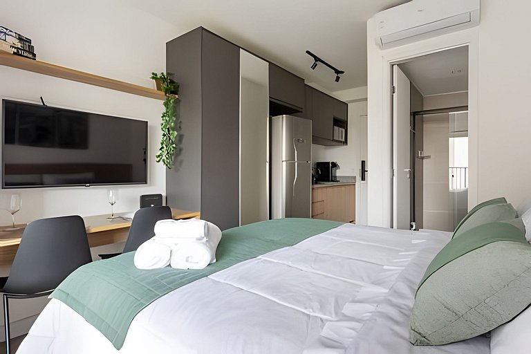 Studio com Cama Queen ao lado do Allianz Parque