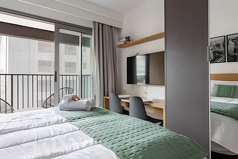 Studio com Cama Queen ao lado do Allianz Parque