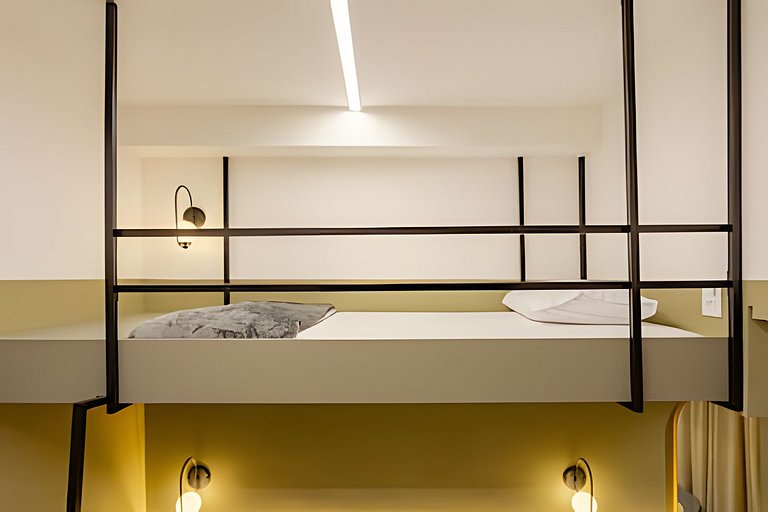 Loft Allianz Cama Queen e Duas Camas Solteiro