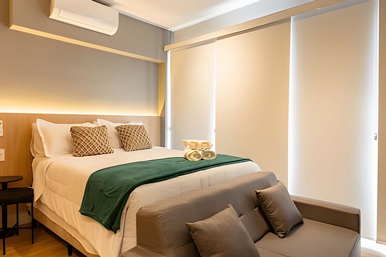 Cama Queen em andar alto próx do Allianz Parque