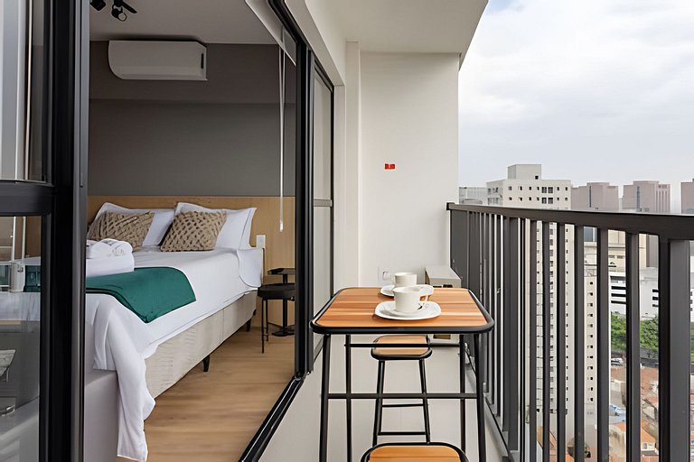 Cama Queen em andar alto próx do Allianz Parque