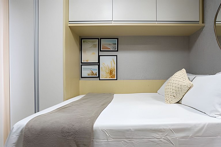 Studio em prédio novo, com Lavanderia e Piscina