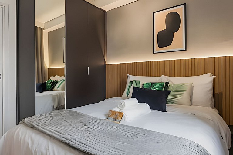 Apto p/4 - Av. Pompeia • Próx. Allianz Parque