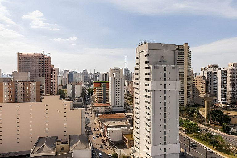 Ao lado da ESPM, Belas Artes e Metrô Vila Mariana