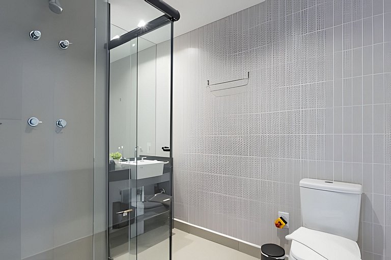 Ao lado da ESPM, Belas Artes e Metrô Vila Mariana