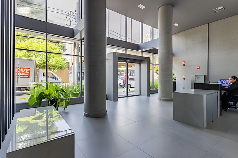 Ao lado da ESPM, Belas Artes e Metrô Vila Mariana