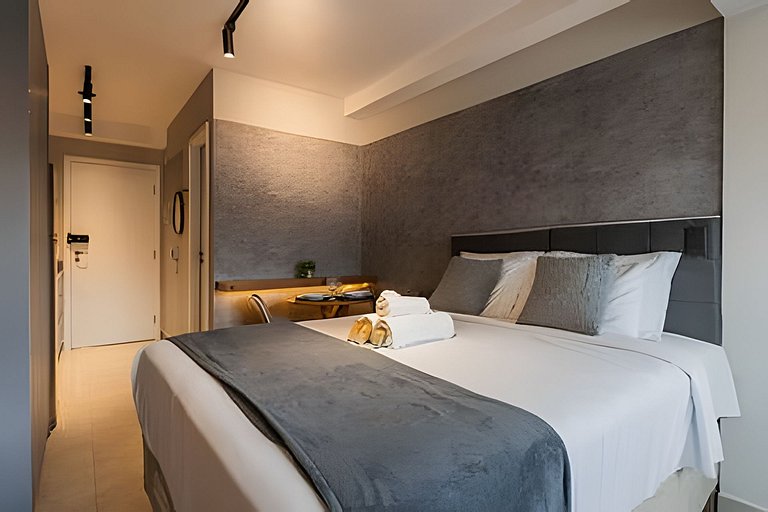 Ao lado do Allianz - até 3 pessoas/Piscina/Wifi