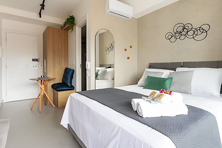 300m do Metrô Paraíso - Av. Paulista e Hospitais