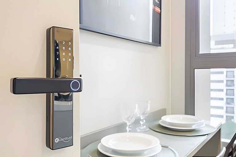 Ao lado do Allianz | Studio p 4 Pessoas