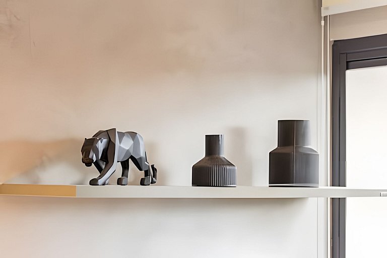 Ao lado do Allianz | Studio p 4 Pessoas