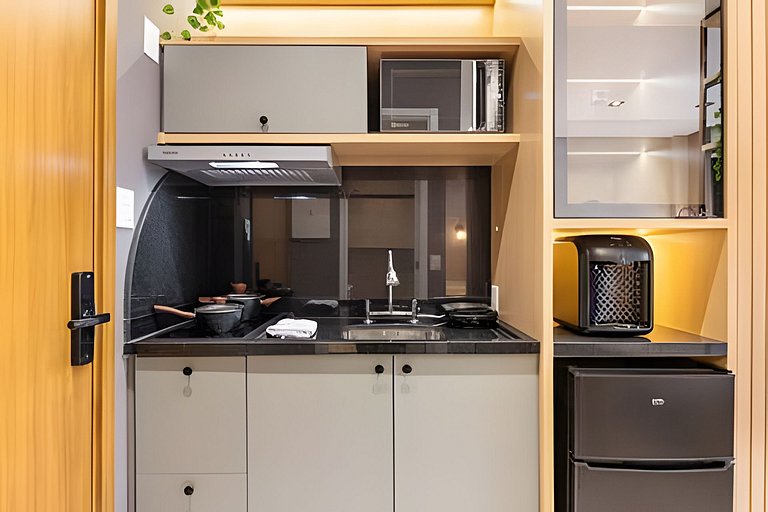 400m Av. Paulista | Piscina e Academia | P/ até 4