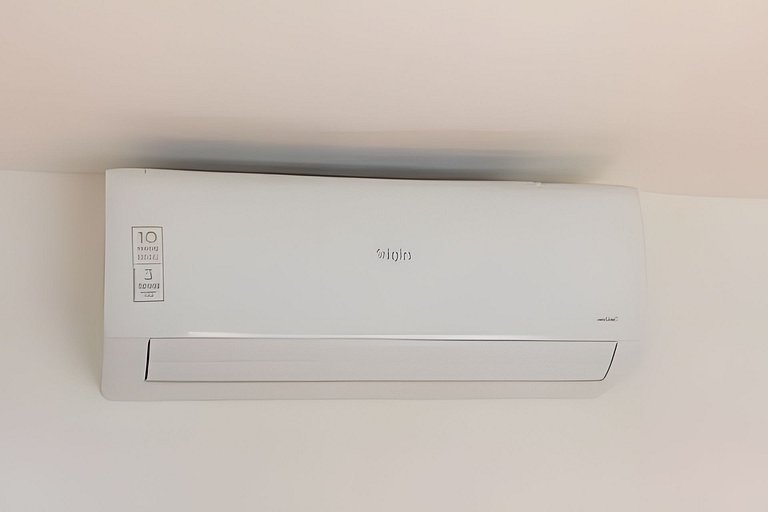 Apto p/ 4 entre Itaim e Ibirapuera
