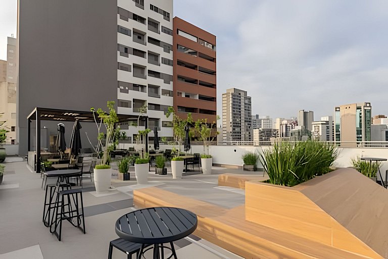 Apto p/ 4 entre Itaim e Ibirapuera