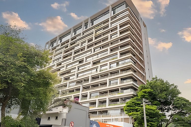 Moema | Ao Lado do Metrô e Shopping Ibirapuera